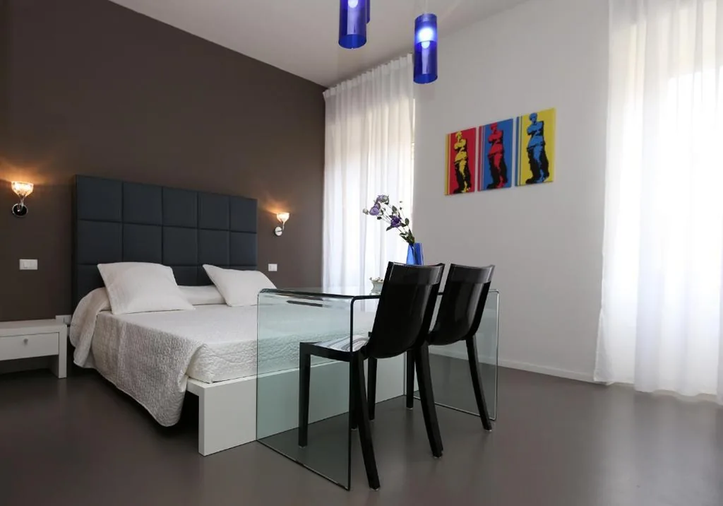 Deluxe Double Room with 1 Extra Bed — Residenza Crescenzio