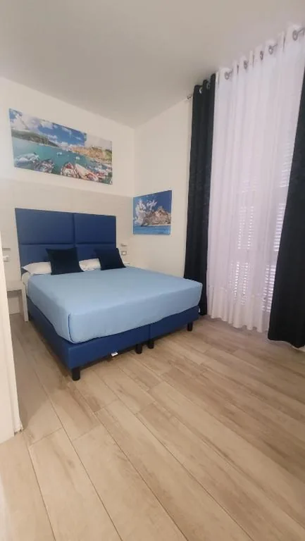 Deluxe Double Room with Balcony — Affittacamere 5 Terre Dolci Sogni