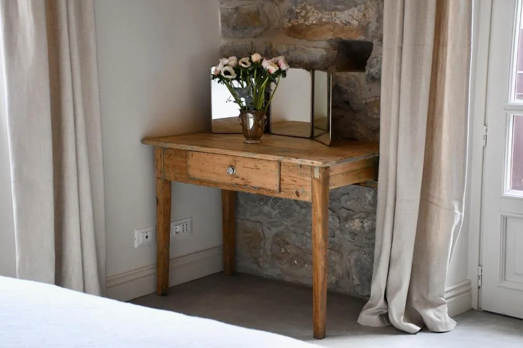 Deluxe Double Room with Balcony — Apricus Locanda Boutique Hotel