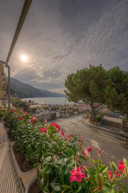 Deluxe Double Room with Balcony and Sea View — Affittacamere Da Flo