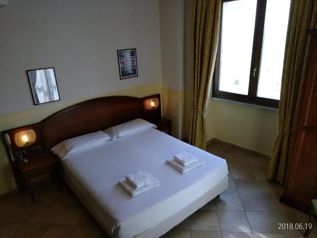 Deluxe Double Room with Balcony — Hotel Belvedere
