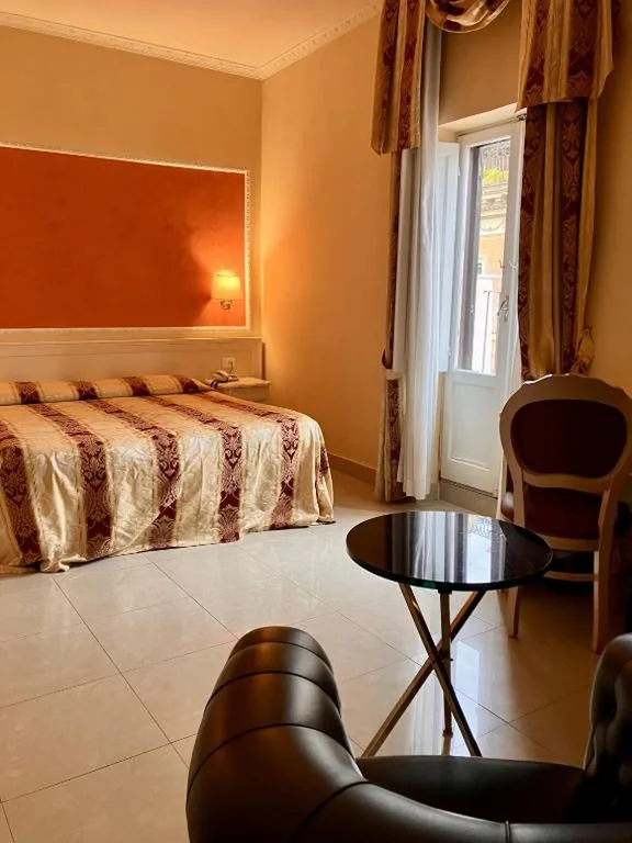 Deluxe Double Room with Balcony — Hotel Erdarelli