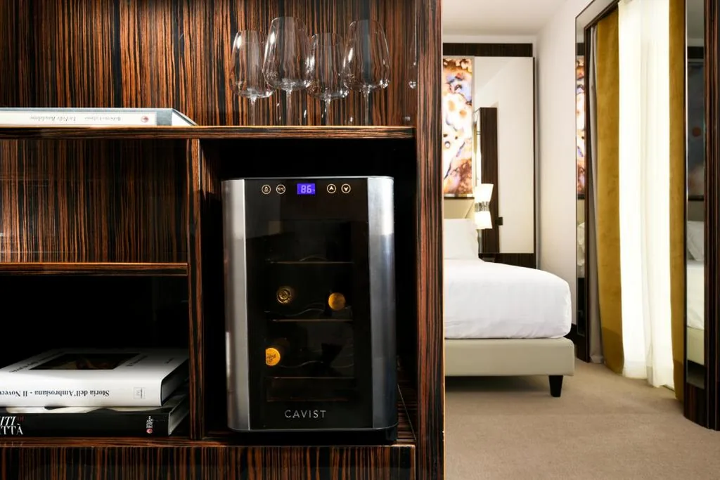 Camera Matrimoniale Deluxe con Balcone — Le Boutique Hotel