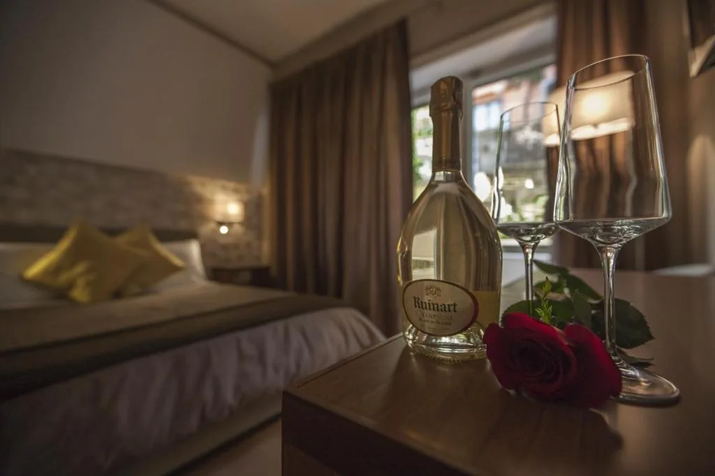 Deluxe Double Room with Balcony — NG Guest House Roma San Pietro