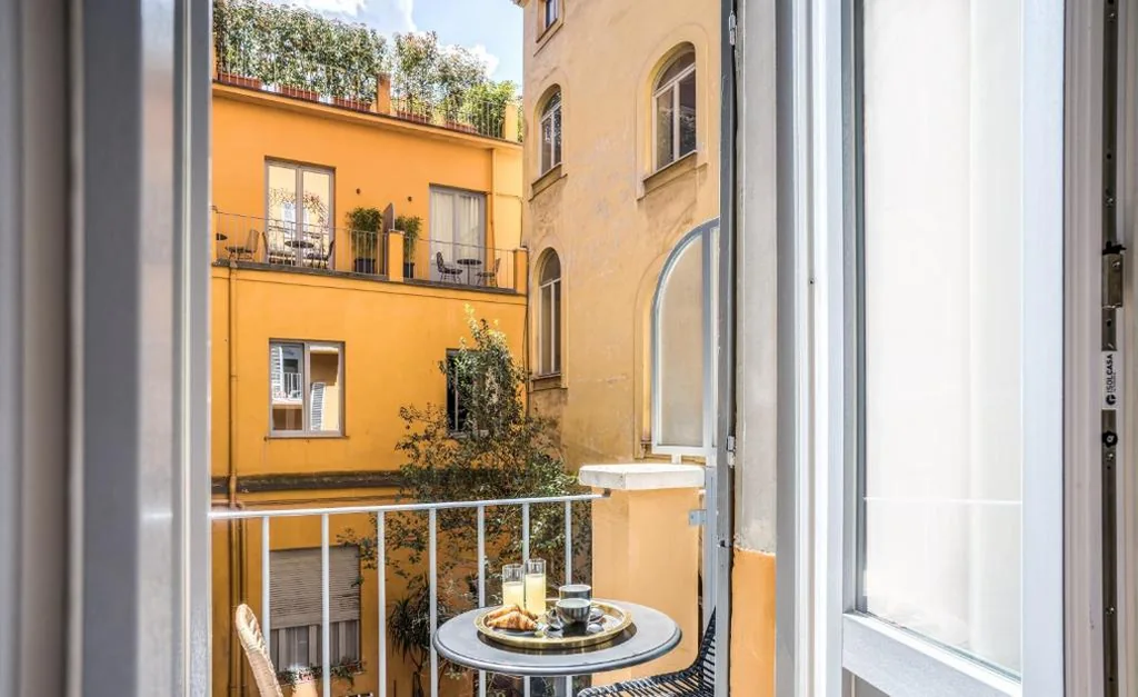 Camera Matrimoniale Deluxe con Balcone — Residenza Piranesi Boutique Hotel