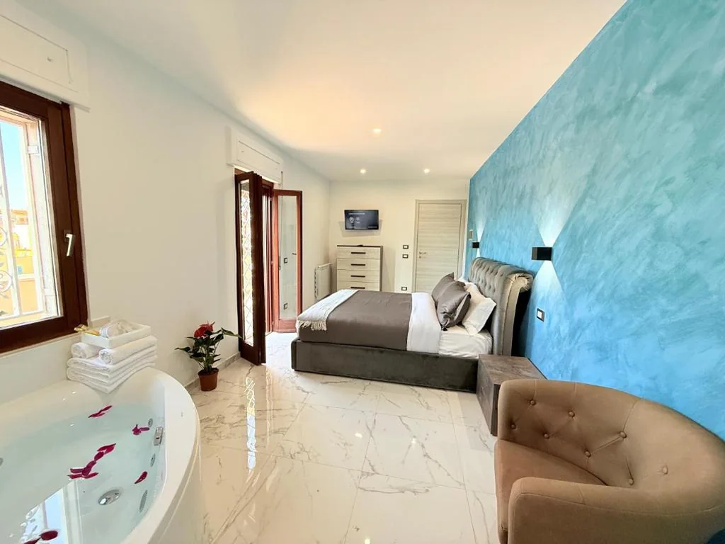 Camera Matrimoniale Deluxe con Balcone — ROME PLACE guest house