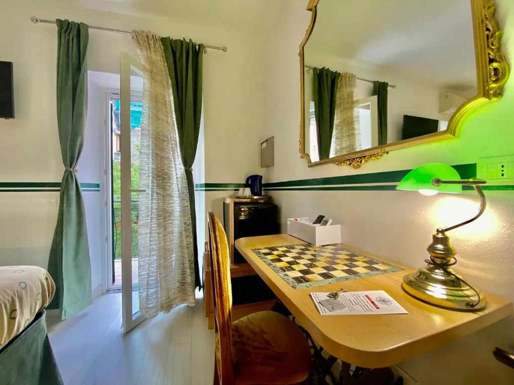 Deluxe Double Room with Balcony — The Manarola Sea View