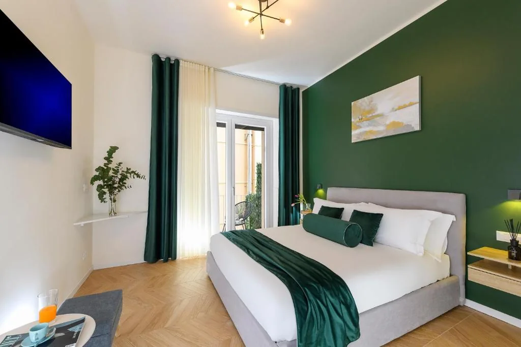 Deluxe Double Room with Balcony — Tolu Relais