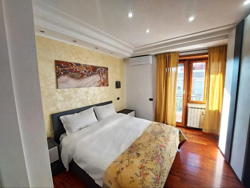Deluxe Double Room with Balcony — Tre Fiori