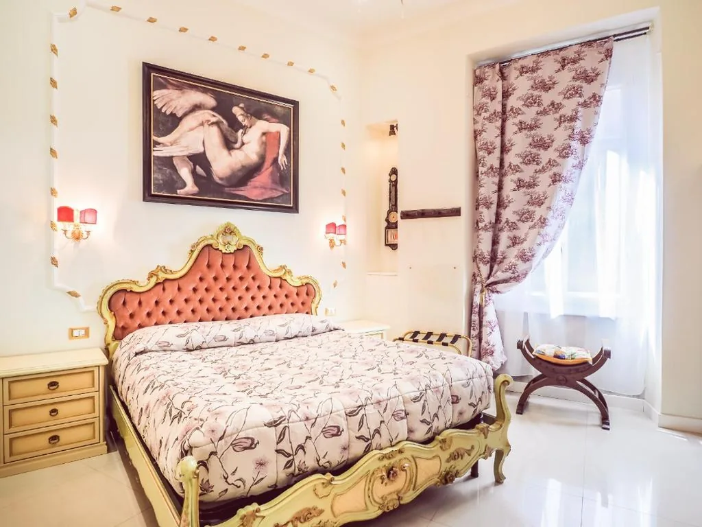 Deluxe Double Room with Shower — L’Opera Rooms & Suite