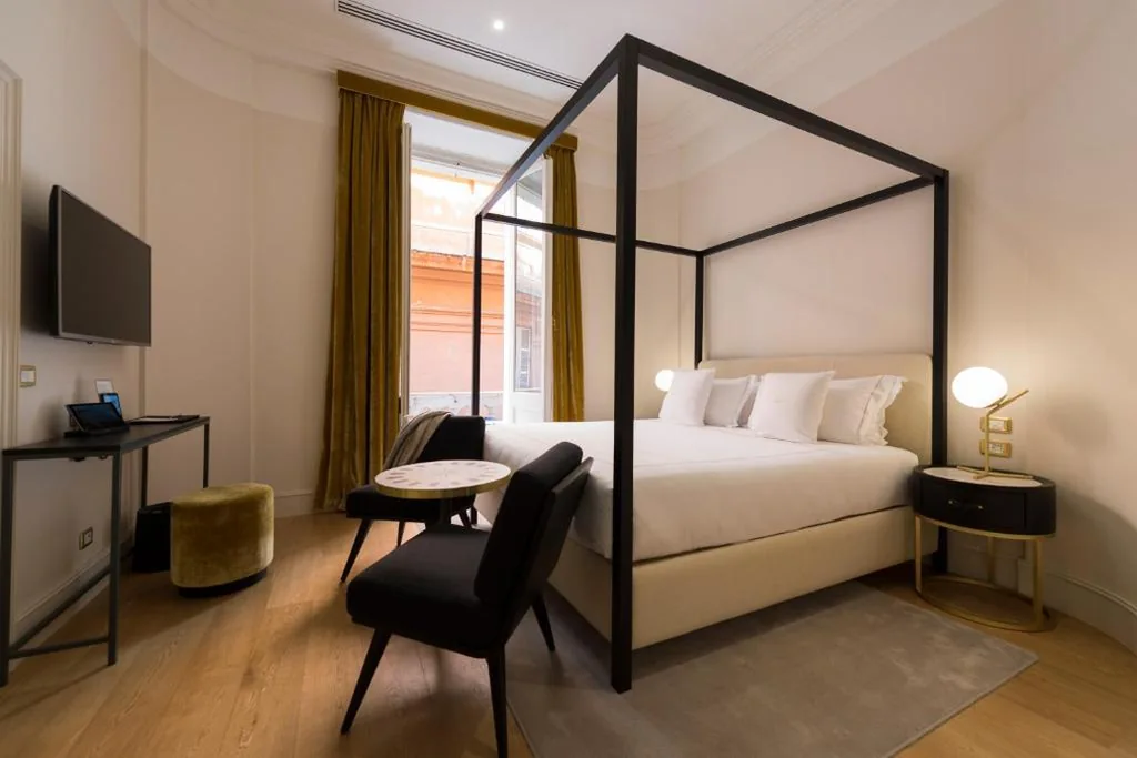 Deluxe Double Room with Sauna — Elizabeth Unique Hotel | a Member of Design Hotels™