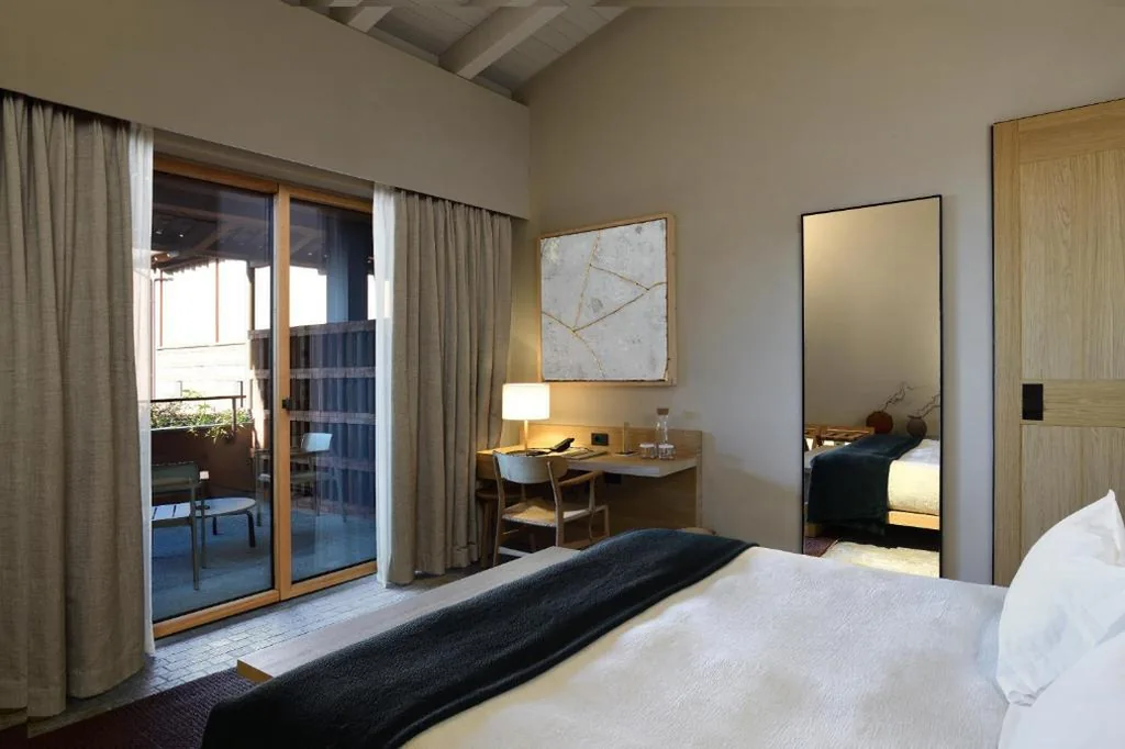 Camera Matrimoniale Deluxe con Terrazza — Casa di Langa