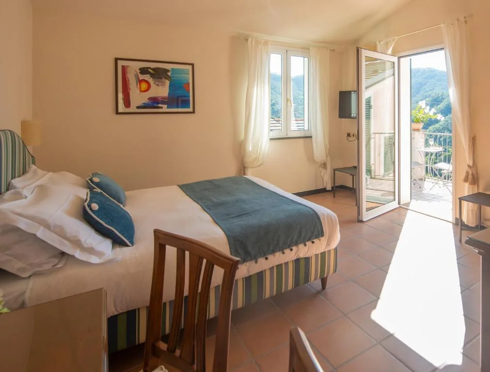 Camera Matrimoniale Deluxe con Terrazza o Balcone — Hotel Al Terra Di Mare