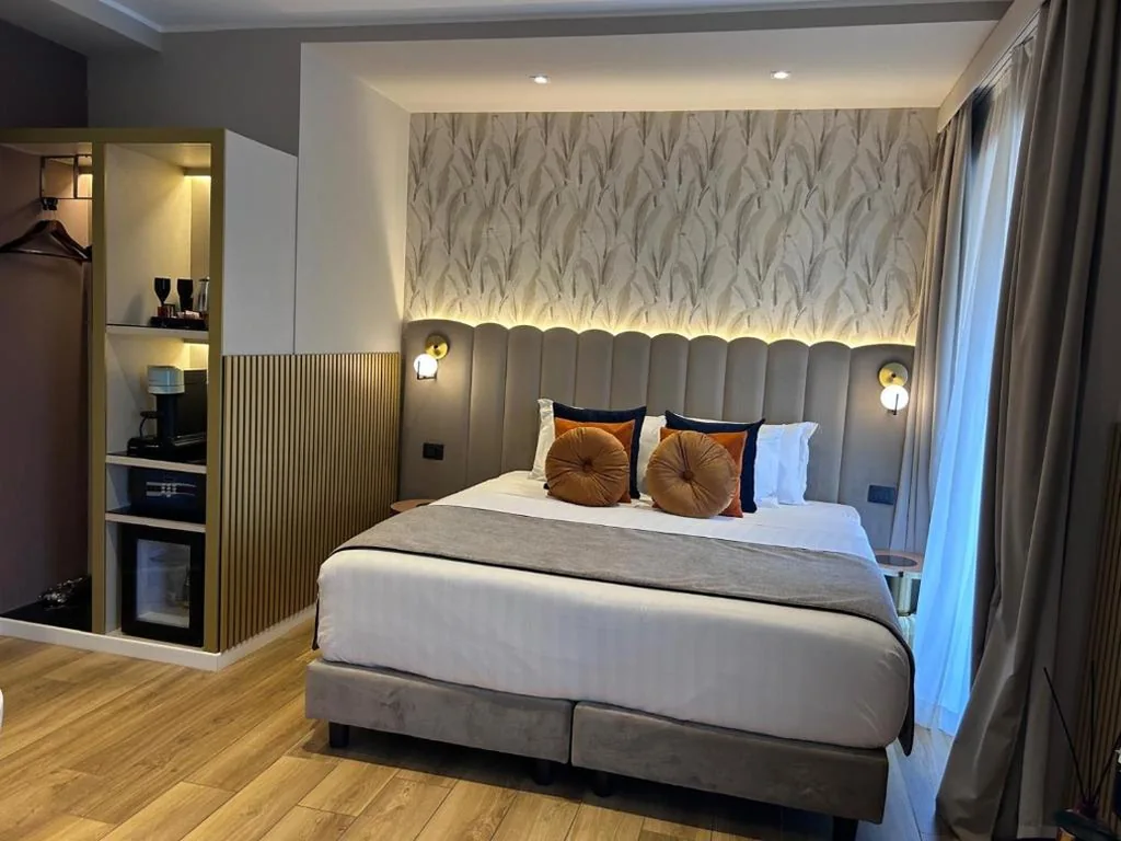 Camera Matrimoniale Deluxe con Vasca — Mavi Luxury Suites