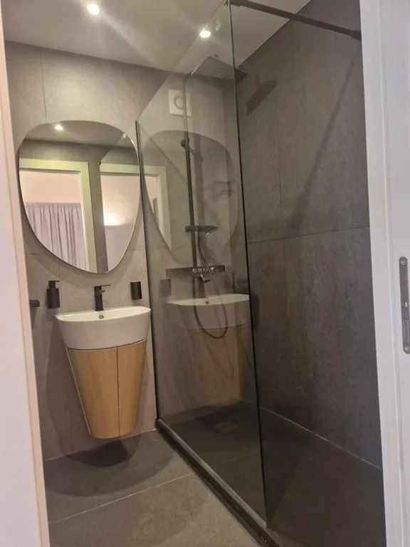 Double Deluxe Room — Corso Suite Style