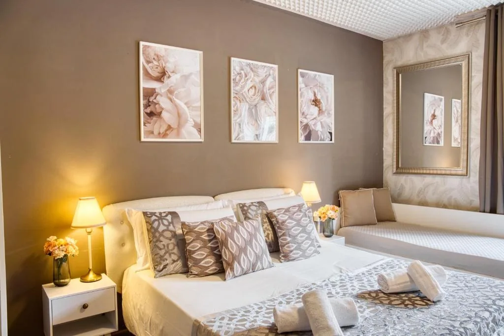 Deluxe Double Room — Di Martino Residence