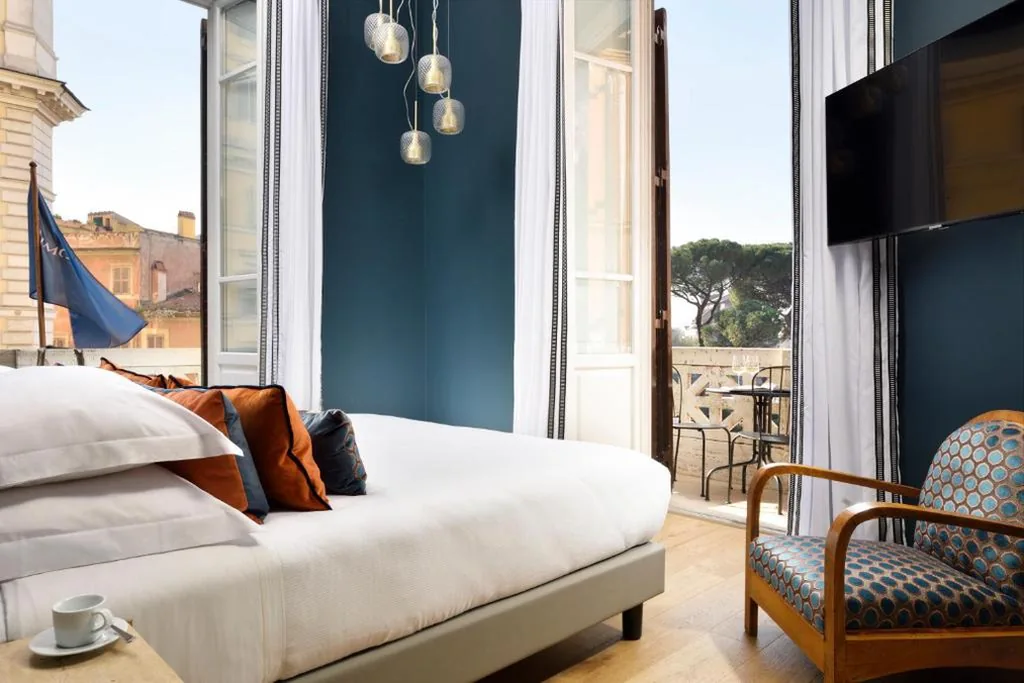 Deluxe Double Room — Dimora ai Fori – Guest House