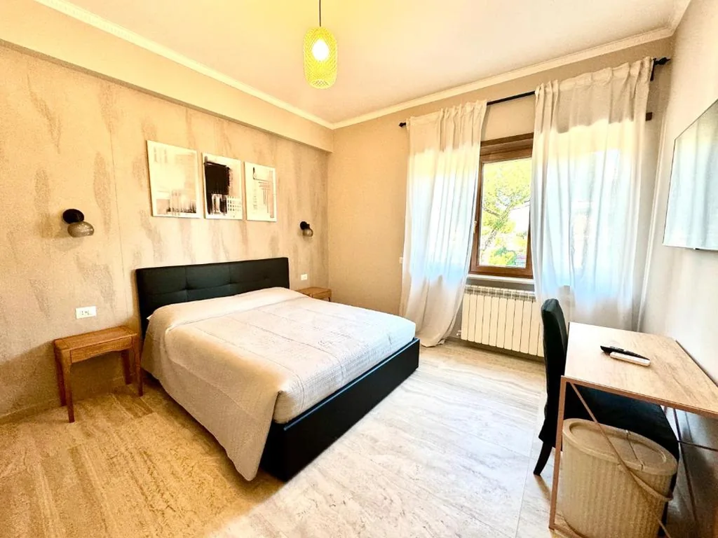Deluxe Double Room — Doina Guest House