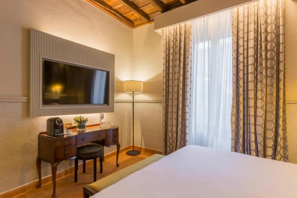 Deluxe Double Room — Donna Camilla Savelli – VRetreats