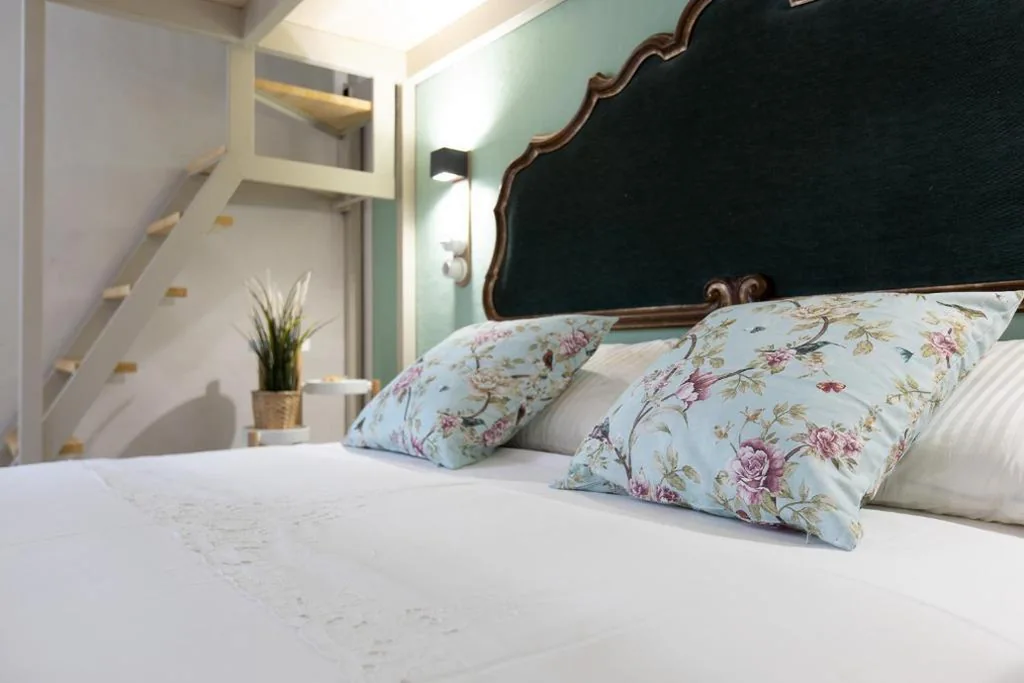 Deluxe Double Room — Donna Elena – Epoque Residence