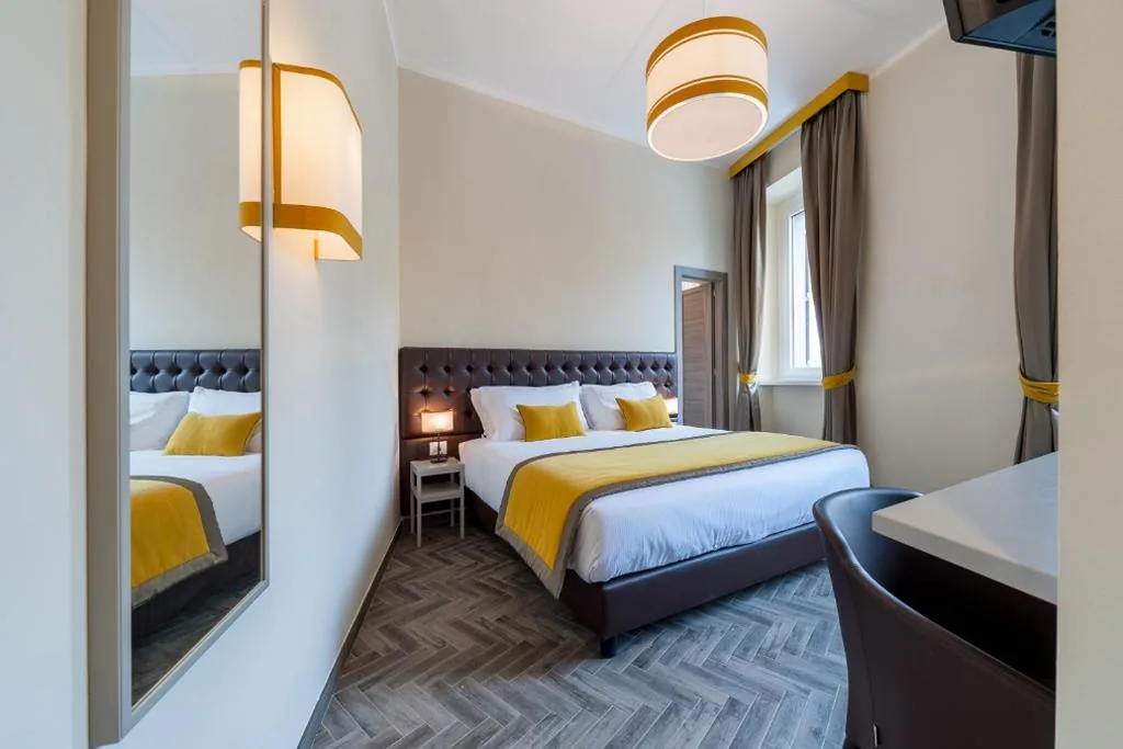Camera Matrimoniale Deluxe — Foro Romano Luxury Suites