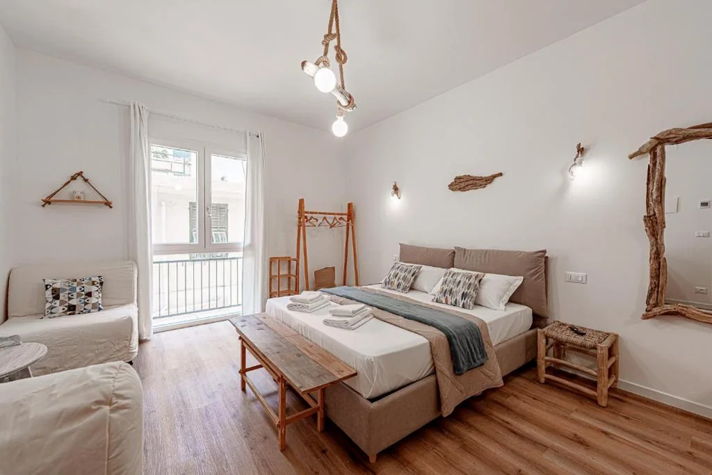 Deluxe Double Room — Global Central Suites