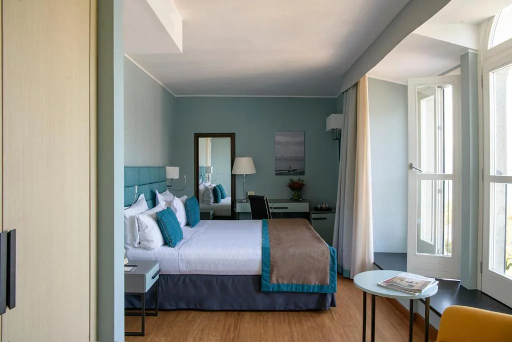 Deluxe Double Room — Grand Hotel Portovenere