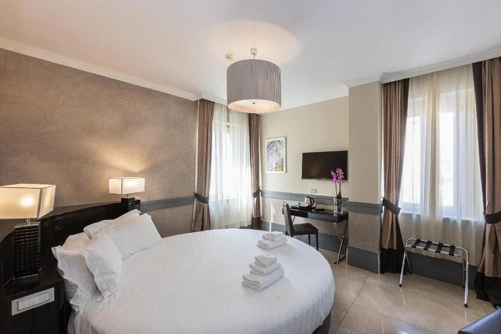 Deluxe Double Room — Hotel Castellino Roma
