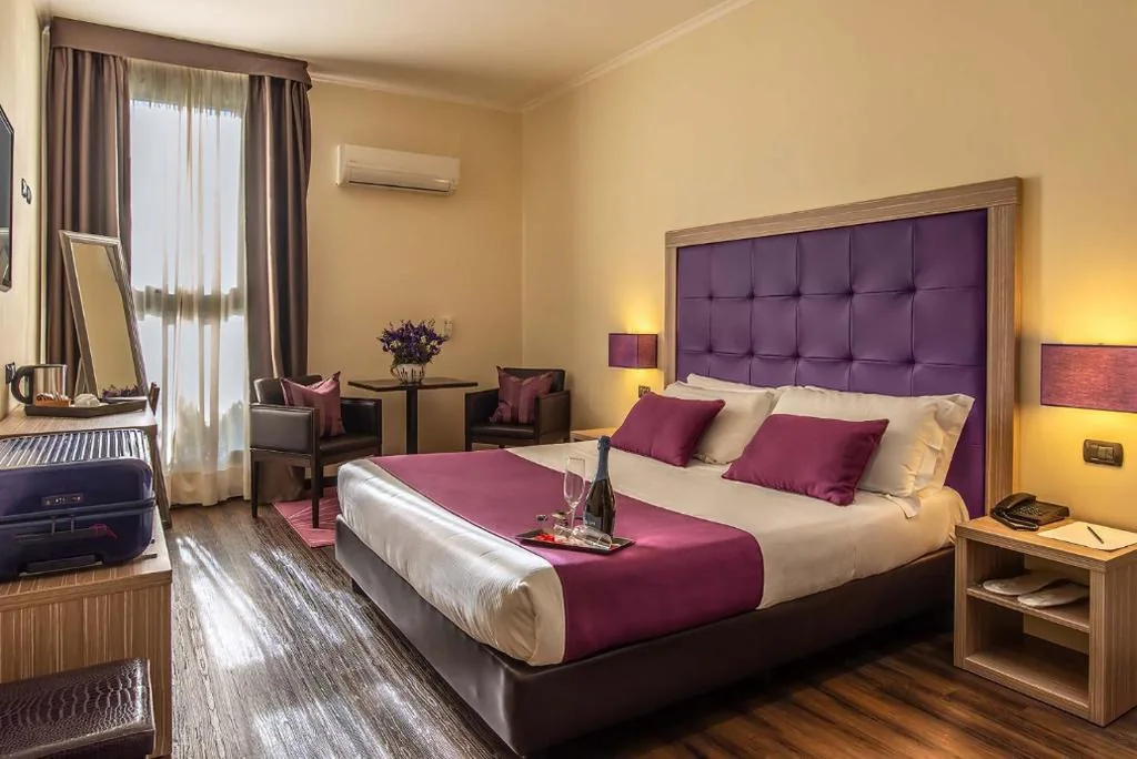 Camera Matrimoniale Deluxe — Hotel Roma Sud