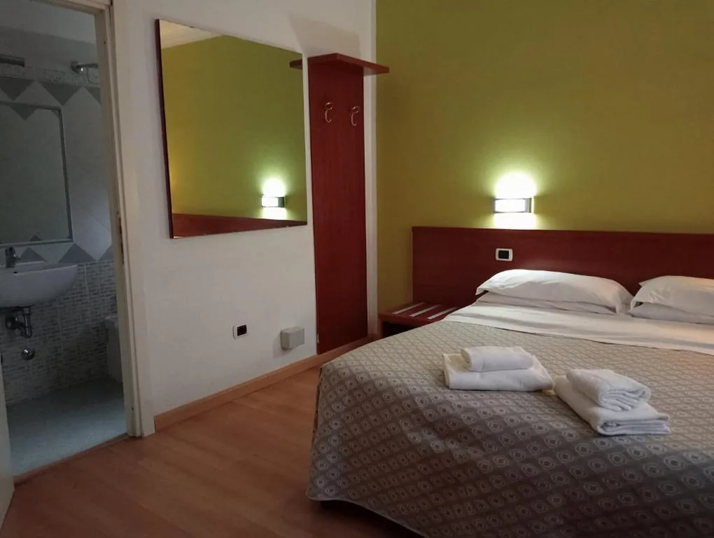 Deluxe Double Room — La Casa Dell’Arte
