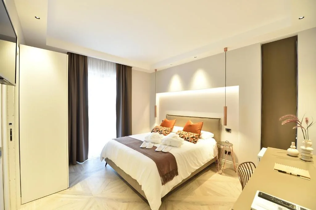 Deluxe Double Room — La Dependance Luxury Bed and Breakfast