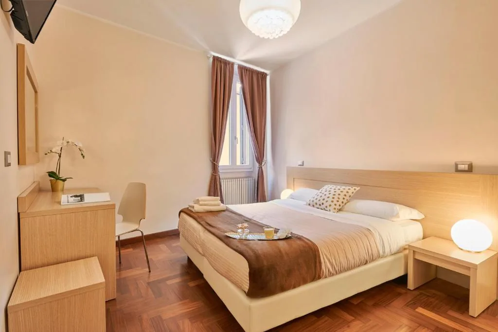 Double Deluxe Room — La Piccola Maison