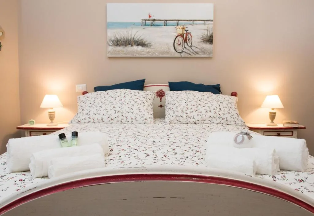 Deluxe Double Room — Magnolia St.Peter’s Suites