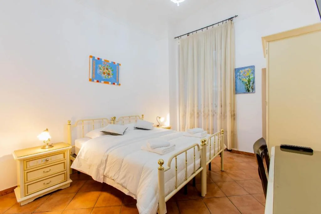 Double Deluxe Room — Oscar 3