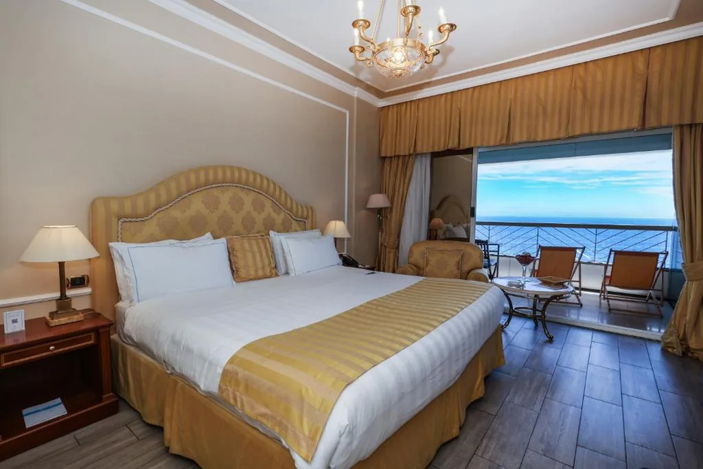 Camera Matrimoniale Deluxe Premium con Balcone e Vista Mare — Grand Hotel Del Mare Resort & Spa