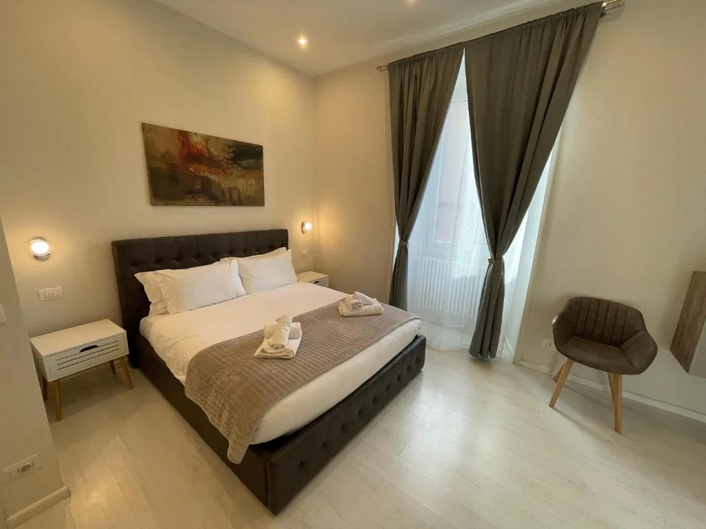 Deluxe Double Room — Quintus Luxury Suites