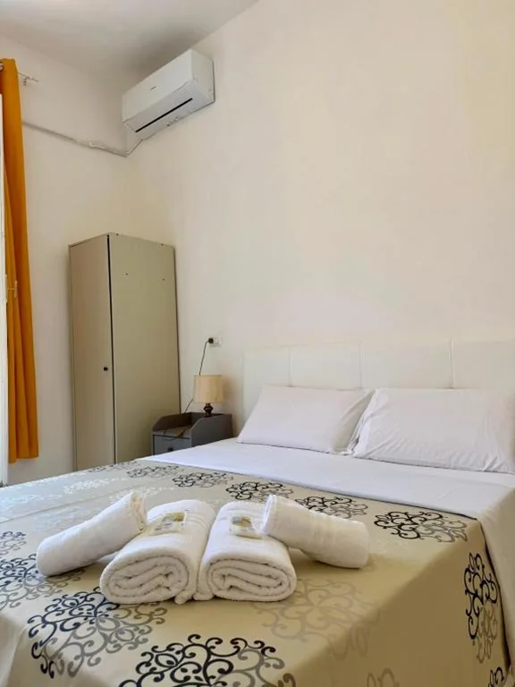 Deluxe Double Room — Raynova