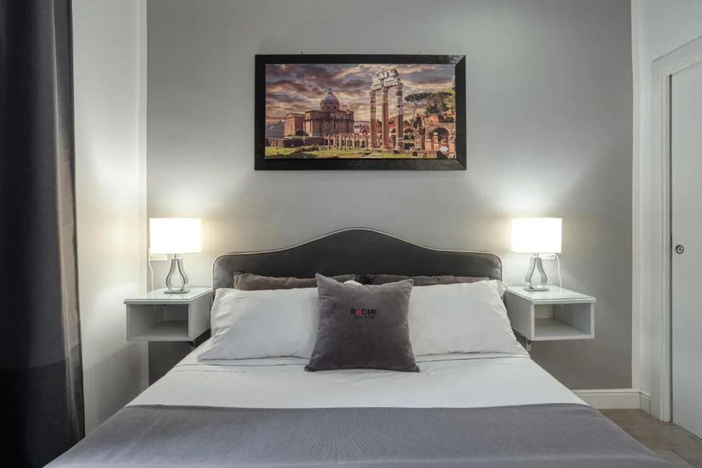 Camera Matrimoniale Deluxe — Rhome Guest House