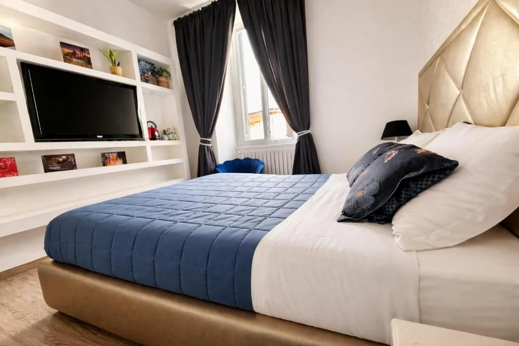 Deluxe Double Room — RomAntic Dreams Sistina Guest House