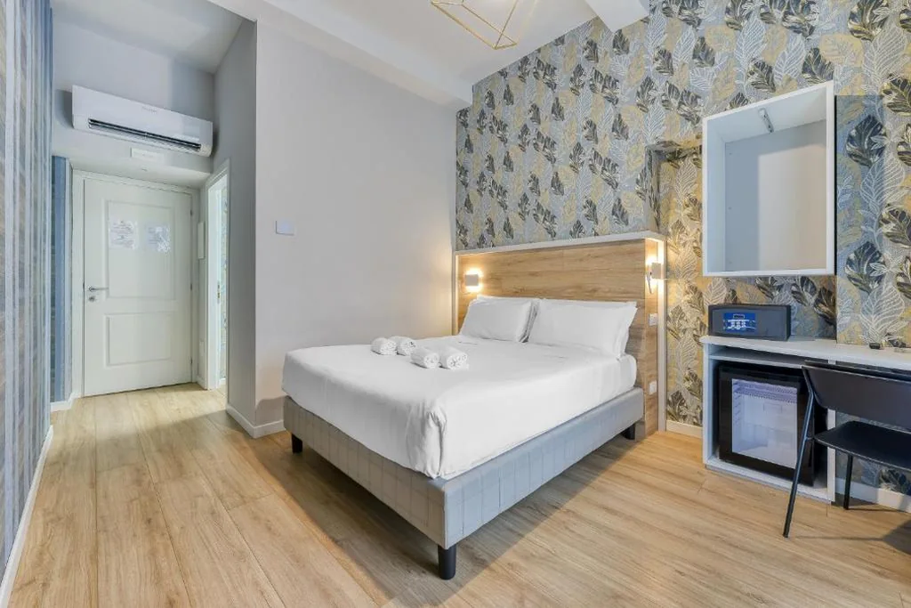 Camera Matrimoniale Deluxe — ROME’S GLORIA HOTEL