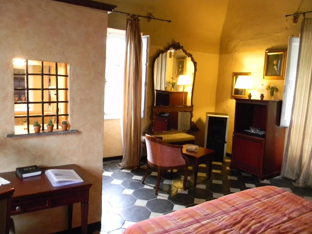 Deluxe Double Room — Stella Maris Resort