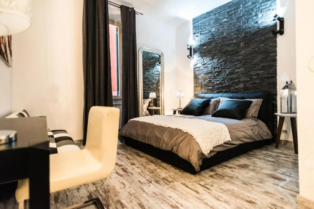Camera Matrimoniale Deluxe — Trevi & Pantheon Luxury Rooms