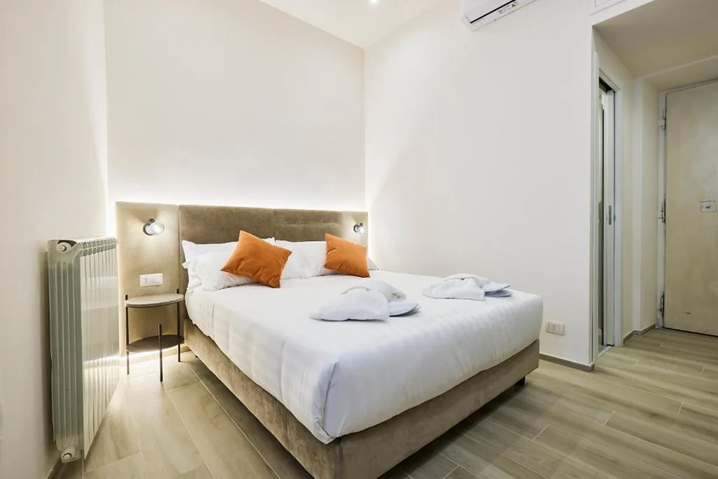 Camera Matrimoniale Deluxe — Urban Guesthouse Monti