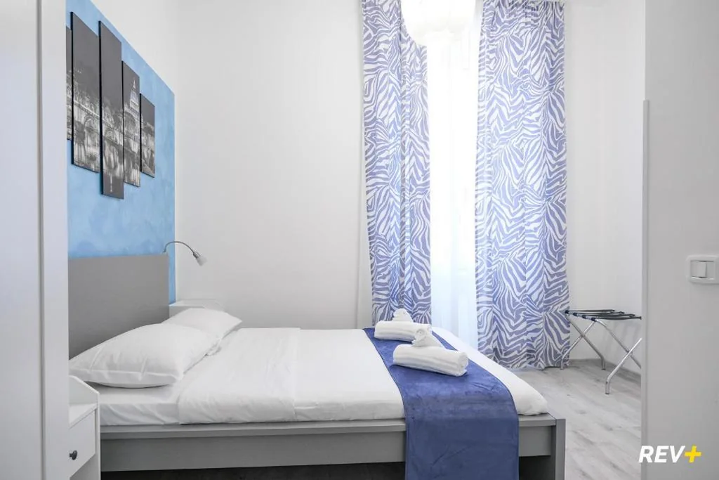 Deluxe Double Room — Viale Giulio Cesare Guest House