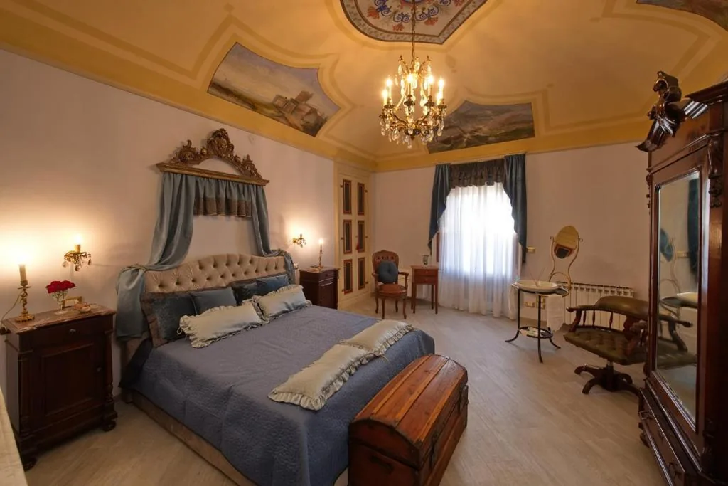 Camera Matrimoniale Deluxe — Villa Albaluce