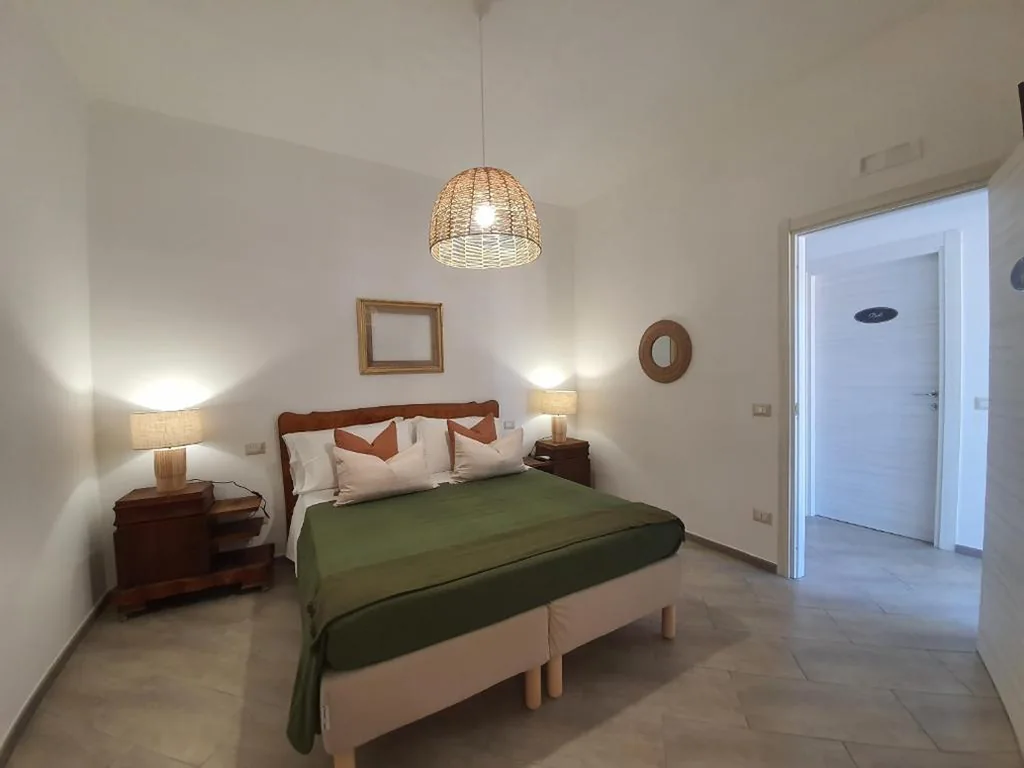 Camera Matrimoniale Deluxe — Villa Rio Claro – Sperlonga Vertice Rooms