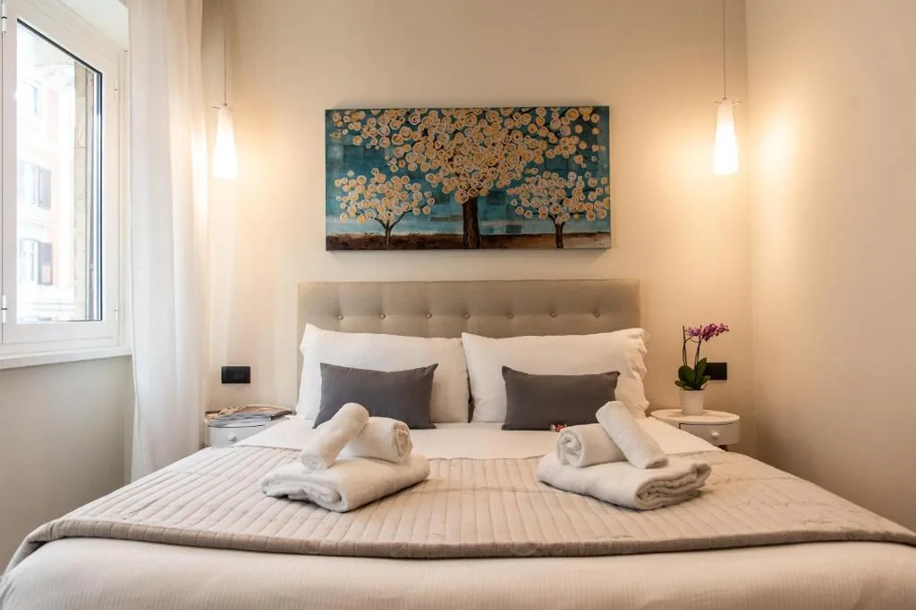 Camera Matrimoniale Deluxe — XXIV Domus Luxury Suites