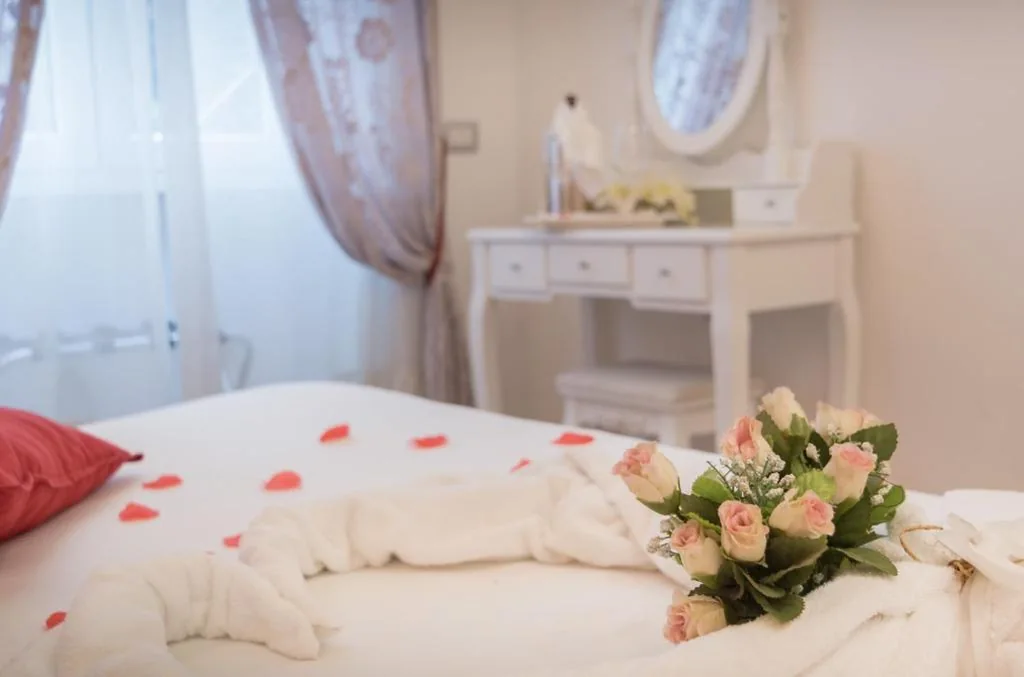 Camera Matrimoniale Deluxe — Your Vatican Suite