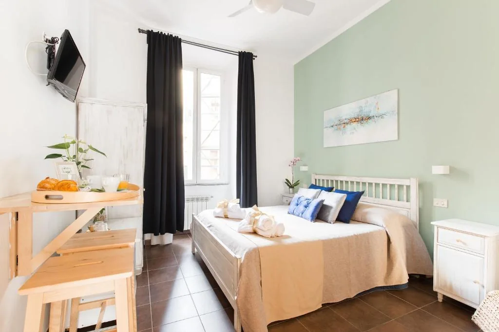 Camera Matrimoniale — Domus Victoria Guest House