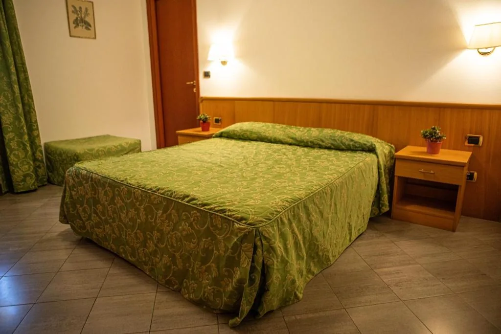 Double/Twin Room — Albergo La Veranda